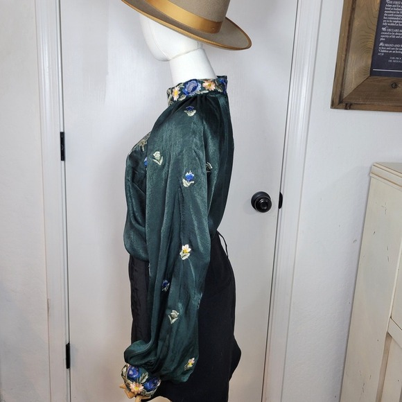 Free People Jessica Green Embroidered Boho Blouse Large Holiday Cottagecore Fall - Picture 5 of 8